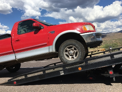 Auto rad lkw fahrzeug Foto