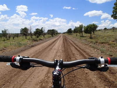 Photo Roue vélo véhicule sol