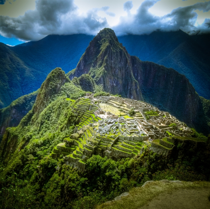 Paisaje naturaleza montaña nube