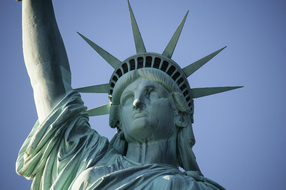 Ala monumento estatua de la libertad